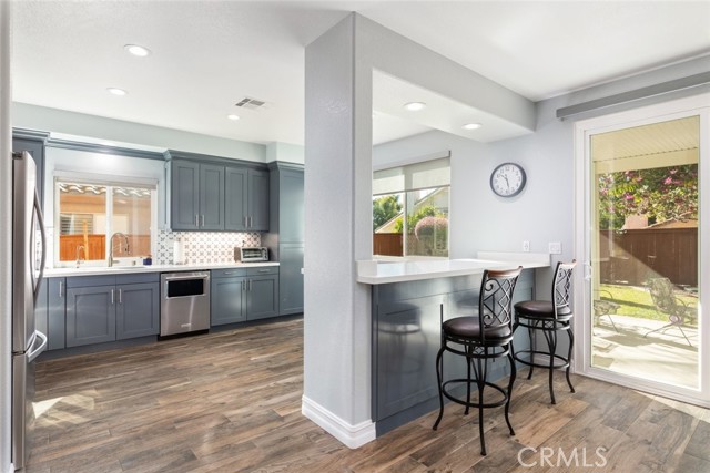 Image 16 of 71 For 41943 Niblick Road