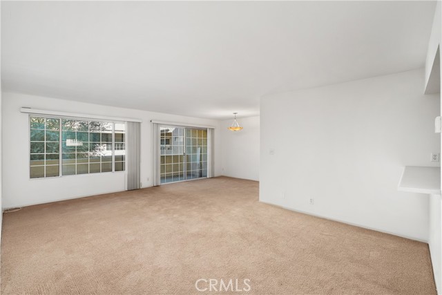 4647 Willis Avenue # 224, Sherman Oaks, California 91403, 2 Bedrooms Bedrooms, ,1 BathroomBathrooms,Residential Lease,For Rent,4647 Willis Avenue # 224,CRSR24205812