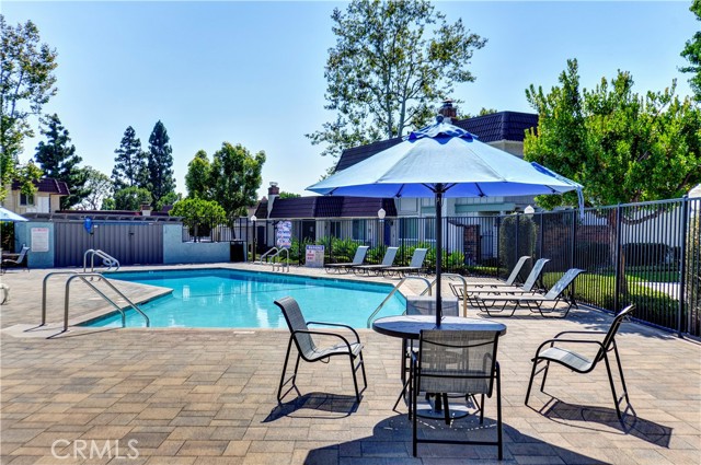 11263 Knott Avenue, Cypress CA: https://media.crmls.org/medias/b4ac1988-2d20-4684-be6d-526a0ce00604.jpg