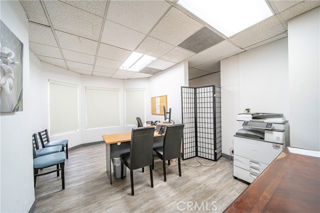 315 E Route 66, Glendora, California 91740, ,Commercial Lease,For Rent,315 E Route 66,CRCV25060682