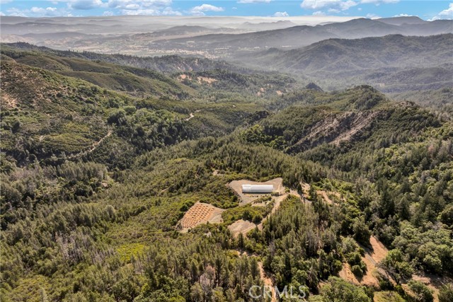 12125 Dry Creek Road, Middletown CA: https://media.crmls.org/medias/b4acec99-f2a9-4859-8723-11c71d9c2107.jpg