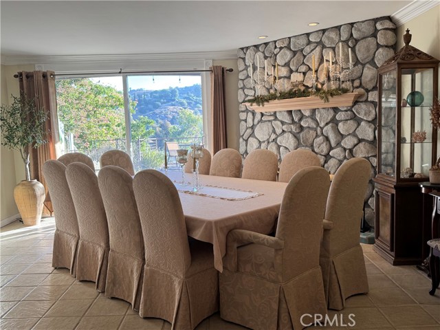 24308 Highlander, West Hills CA: https://media.crmls.org/medias/b4acf6df-e69d-4167-8578-13193b46daa2.jpg