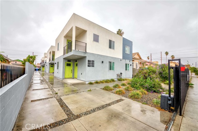 529 W W 80th Street #6, Los Angeles, CA, 90044 529 W W 80th Street #6, Los Angeles, CA, 90044