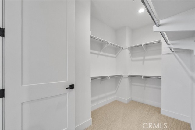218 Collino, Irvine CA: https://media.crmls.org/medias/b4adb409-0864-4b2e-8216-8514bca3c732.jpg