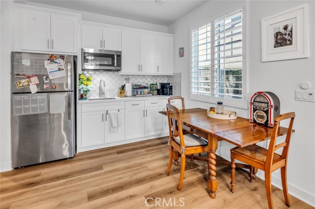 Image 17 of 47 For 26219 Silver Birch Drive