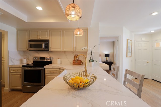 45 Corsica Drive, Newport Beach CA: https://media.crmls.org/medias/b4ae61eb-22b2-42ae-97d4-0fe382fa7fbd.jpg
