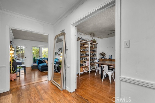 Detail Gallery Image 9 of 34 For 5430 Bradna Dr, Los Angeles,  CA 90043 - 3 Beds | 2 Baths