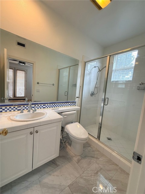 Detail Gallery Image 37 of 42 For 3 New Dawn, Irvine,  CA 92620 - 5 Beds | 5/1 Baths