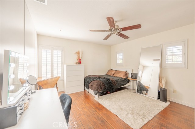 Detail Gallery Image 24 of 43 For 28692 Placerview, Saugus,  CA 91390 - 4 Beds | 3 Baths