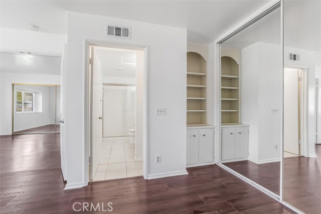 Image 23 of 35 For 6304 Tamarind Street