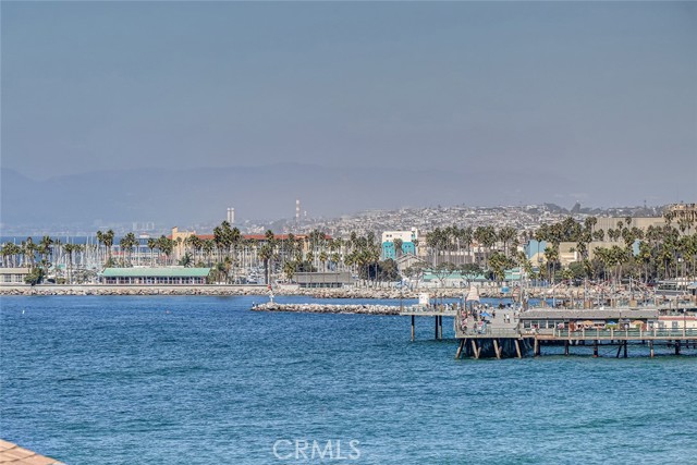 615 Esplanade, Redondo Beach, California 90277, 1 Bedroom Bedrooms, ,1 BathroomBathrooms,Residential,For Sale,Esplanade,SB25238600