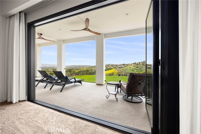 Detail Gallery Image 11 of 19 For 22483 Mission Hills Ln, Yorba Linda,  CA 92887 - 5 Beds | 5/1 Baths