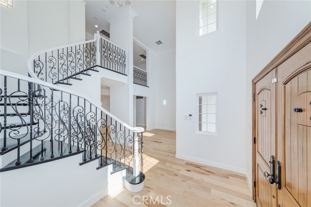 1841 Skyline Way, Fullerton CA: https://media.crmls.org/medias/b4b0342a-d008-4cb1-992a-1dff9f50b44a.jpg