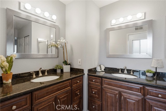 Detail Gallery Image 29 of 38 For 110 Canyon Oak Cir, Pomona,  CA 91767 - 3 Beds | 2/1 Baths