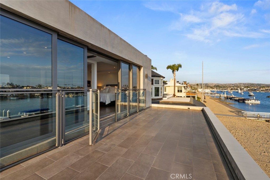 B4b14fb9 58a6 40f9 8ab8 B1f135329dc2