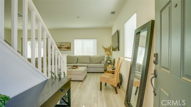 Detail Gallery Image 9 of 48 For 12848 Crown Hill Way, Moreno Valley,  CA 92555 - 3 Beds | 2/1 Baths