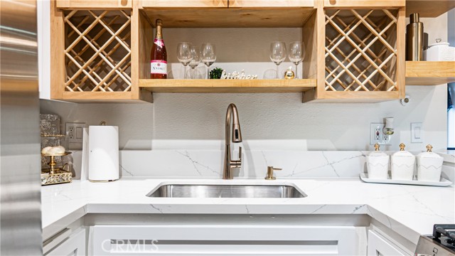 13722 Red Hill Avenue, Tustin CA: https://media.crmls.org/medias/b4b1cef2-4f60-4336-b5c9-112645fbc8be.jpg