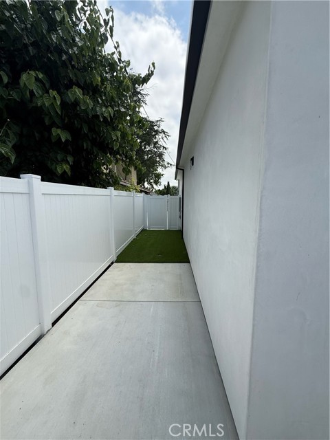 20513 Vose, Winnetka CA: https://media.crmls.org/medias/b4b24107-341c-441c-8a19-bc5326d82b0b.jpg