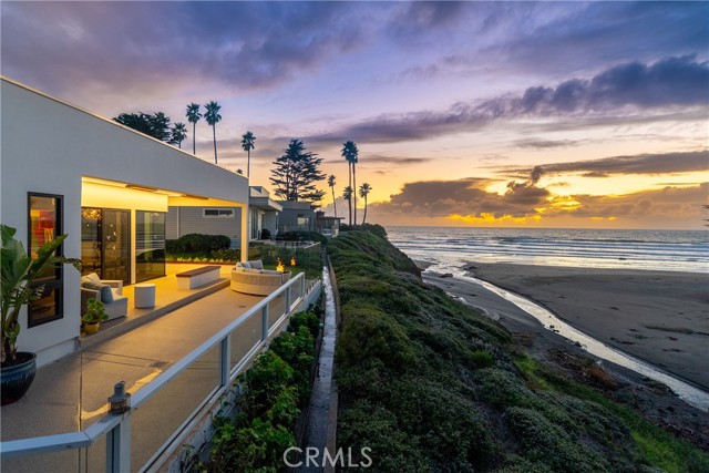 3086 Studio Drive, Cayucos CA: https://media.crmls.org/medias/b4b278d7-dd71-4e59-af04-24532afd0997.jpg