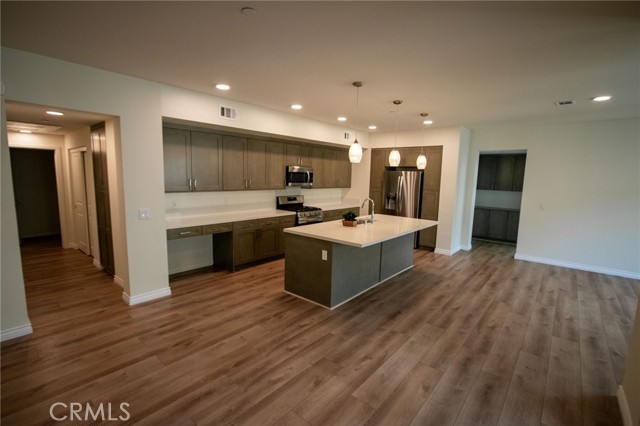 Detail Gallery Image 1 of 54 For 2850 Wagon Wheel Rd, Oxnard,  CA 93036 - 2 Beds | 2 Baths