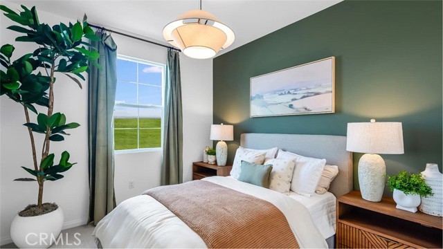 Detail Gallery Image 9 of 18 For 1678 Phantom Ln, Rialto,  CA 92376 - 4 Beds | 3 Baths