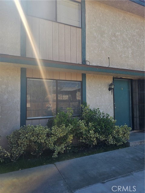 45419 10th W Street, Lancaster CA: https://media.crmls.org/medias/b4b3542f-45bf-46b4-805f-f3d1edd8198b.jpg