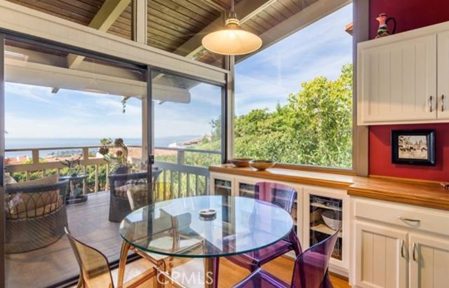 1315 Via Zumaya, Palos Verdes Estates CA: https://media.crmls.org/medias/b4b35d92-6a0d-4a20-b86f-66b1b97f1af3.jpg