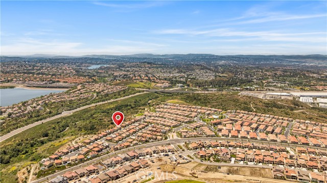 1928 Aliso Canyon Drive, Lake Forest CA: https://media.crmls.org/medias/b4b38225-922f-4588-ab4c-534aec5b7ee4.jpg