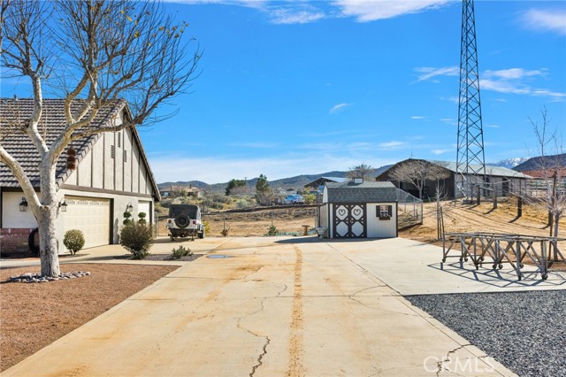 Detail Gallery Image 6 of 68 For 5205 Snow Line, Phelan,  CA 92371 - 3 Beds | 2 Baths