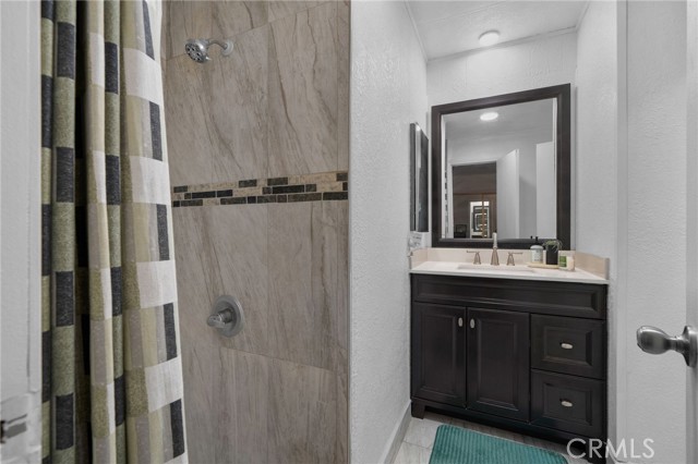 Detail Gallery Image 14 of 20 For 206 S Sullivan St #36,  Santa Ana,  CA 92704 - 3 Beds | 2 Baths