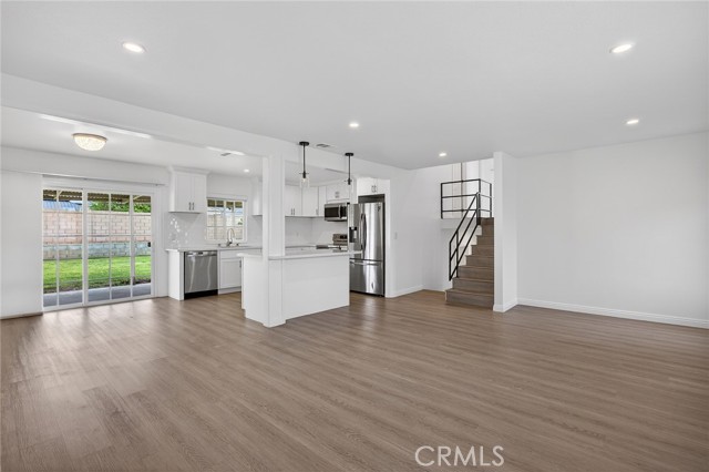 Detail Gallery Image 5 of 26 For 1163 N Hart, Orange,  CA 92867 - 5 Beds | 3 Baths