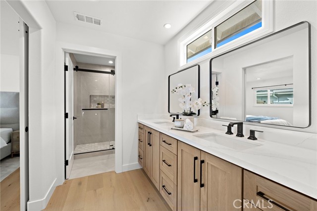 Detail Gallery Image 14 of 33 For 9441 Iolani Cir, Huntington Beach,  CA 92646 - 4 Beds | 2 Baths