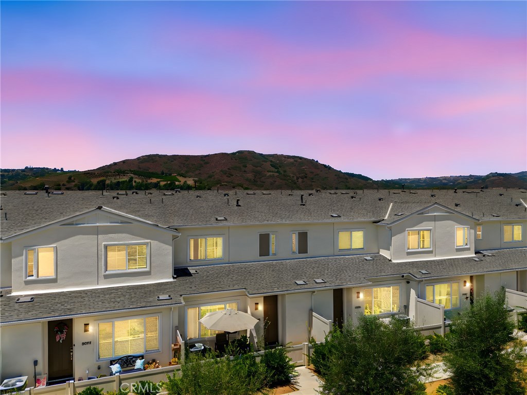 MLS #SW25172065 img 2