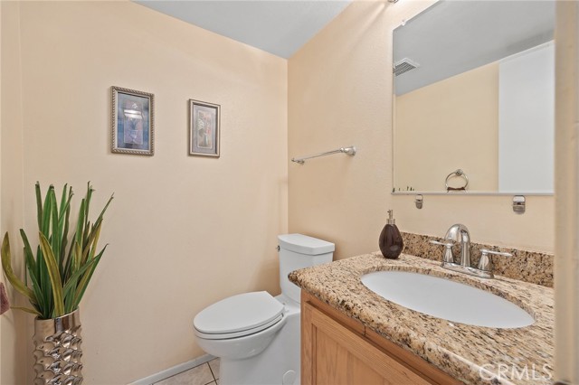 Detail Gallery Image 10 of 21 For 366 N via Marsala, Anaheim,  CA 92806 - 3 Beds | 1/1 Baths