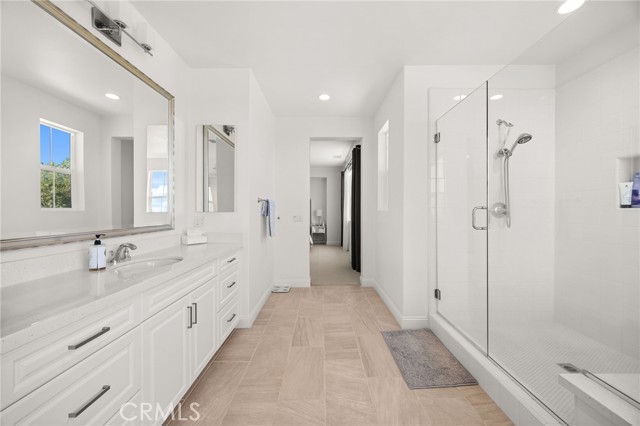 10095 Goldenrod Ct., Rancho Cucamonga CA: https://media.crmls.org/medias/b4b6ff4c-b168-4c64-9d4a-e0103d1a5a90.jpg