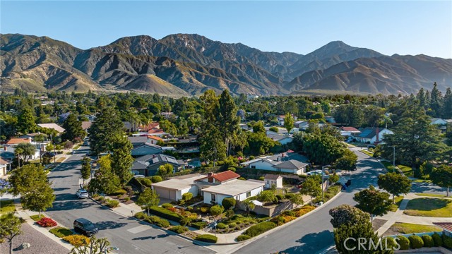 2350 Sunfield Way, Upland, CA 91784