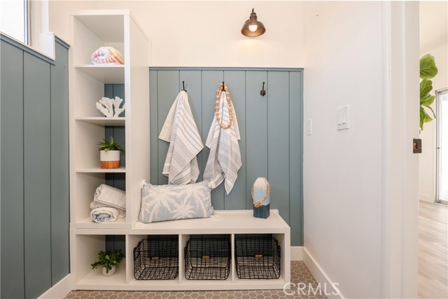 1101 High Lane, Redondo Beach, California 90278, 3 Bedrooms Bedrooms, ,2 BathroomsBathrooms,Residential,Sold,High,SB22142455