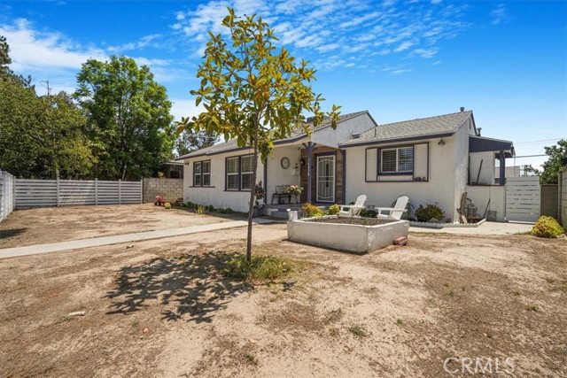 Detail Gallery Image 1 of 29 For 16038 Devonshire St, Granada Hills,  CA 91344 - 3 Beds | 2 Baths