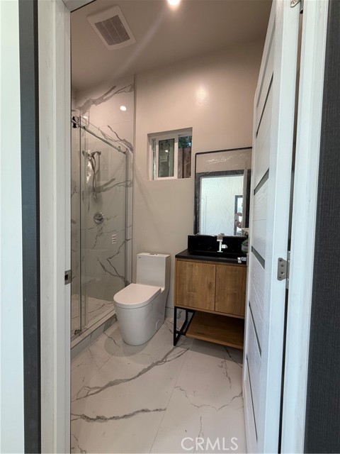 Detail Gallery Image 7 of 12 For 17646 Tribune St, Granada Hills,  CA 91344 - 2 Beds | 2 Baths