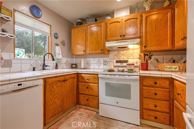 Detail Gallery Image 2 of 32 For 1044 Mount Ida, Oroville,  CA 95966 - 2 Beds | 2 Baths