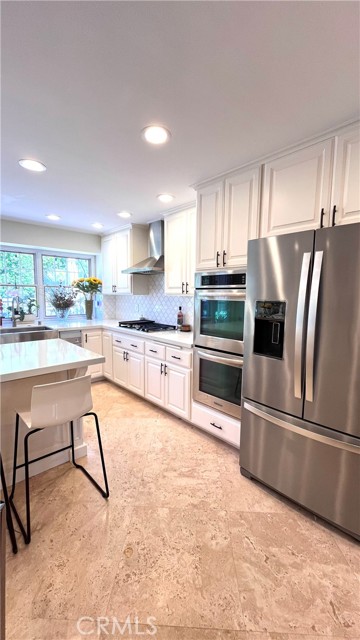 18822 Lister Lane, Huntington Beach CA: https://media.crmls.org/medias/b4b9b689-8124-450c-91b3-7adea46d45be.jpg