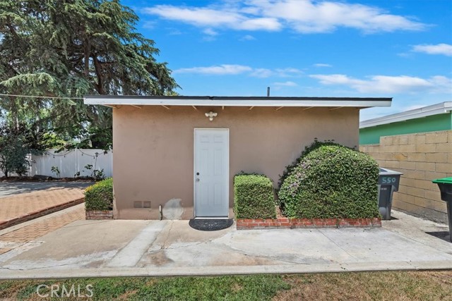 550 N Dexford Drive, La Habra CA: https://media.crmls.org/medias/b4b9c70a-c8ab-4417-81be-5ef9a69b1741.jpg