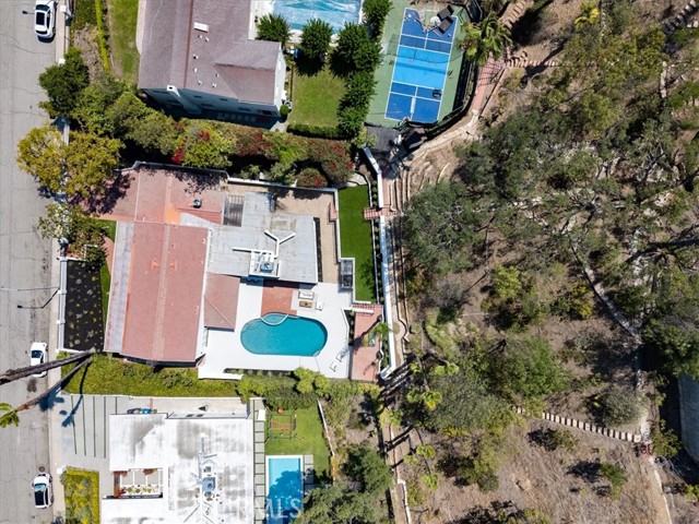 3625 Terrace View Drive, Encino CA: https://media.crmls.org/medias/b4ba8c6a-16a4-4d06-ab7a-68ddb65279be.jpg