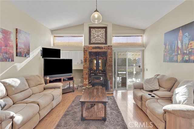 Detail Gallery Image 11 of 48 For 14405 Cedar, Hesperia,  CA 92344 - 4 Beds | 2 Baths