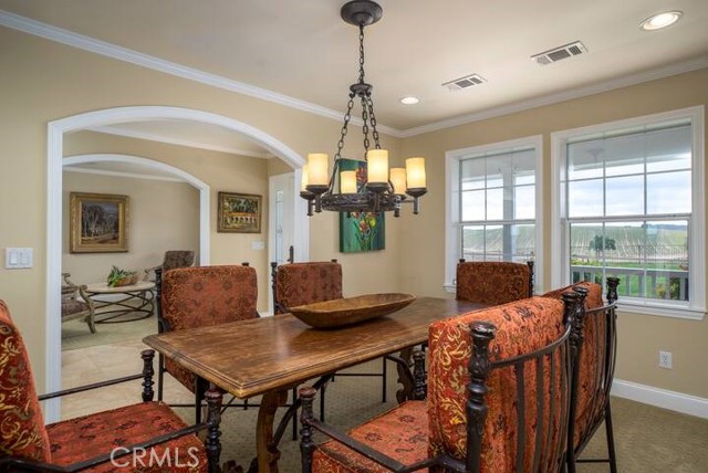 3520 Creston Road, Paso Robles CA: https://media.crmls.org/medias/b4baed73-f0b1-4eda-b00f-025ad8c3dcaf.jpg