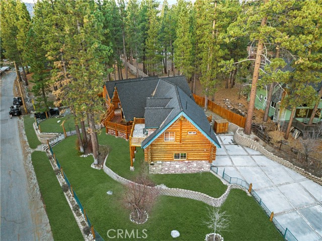 Detail Gallery Image 9 of 75 For 39900 Forest Road, Big Bear Lake,  CA 92315 - 3 Beds | 2 Baths