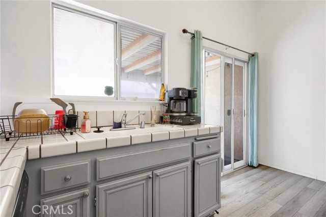 Detail Gallery Image 11 of 32 For 43730 San Francisco, Lancaster,  CA 93535 - 3 Beds | 2 Baths