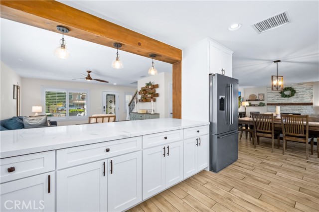 33037 Paterno Street, Temecula CA: https://media.crmls.org/medias/b4bcb535-7d8b-4bd5-bf2f-b447c4713e66.jpg