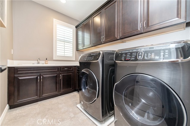 Detail Gallery Image 40 of 57 For 56 Dunmore, Irvine,  CA 92620 - 5 Beds | 5/1 Baths