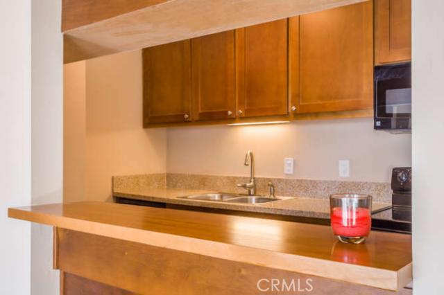 649 Prospect Avenue, Redondo Beach, California 90277, 2 Bedrooms Bedrooms, ,2 BathroomsBathrooms,Residential,Sold,Prospect,SB14132096